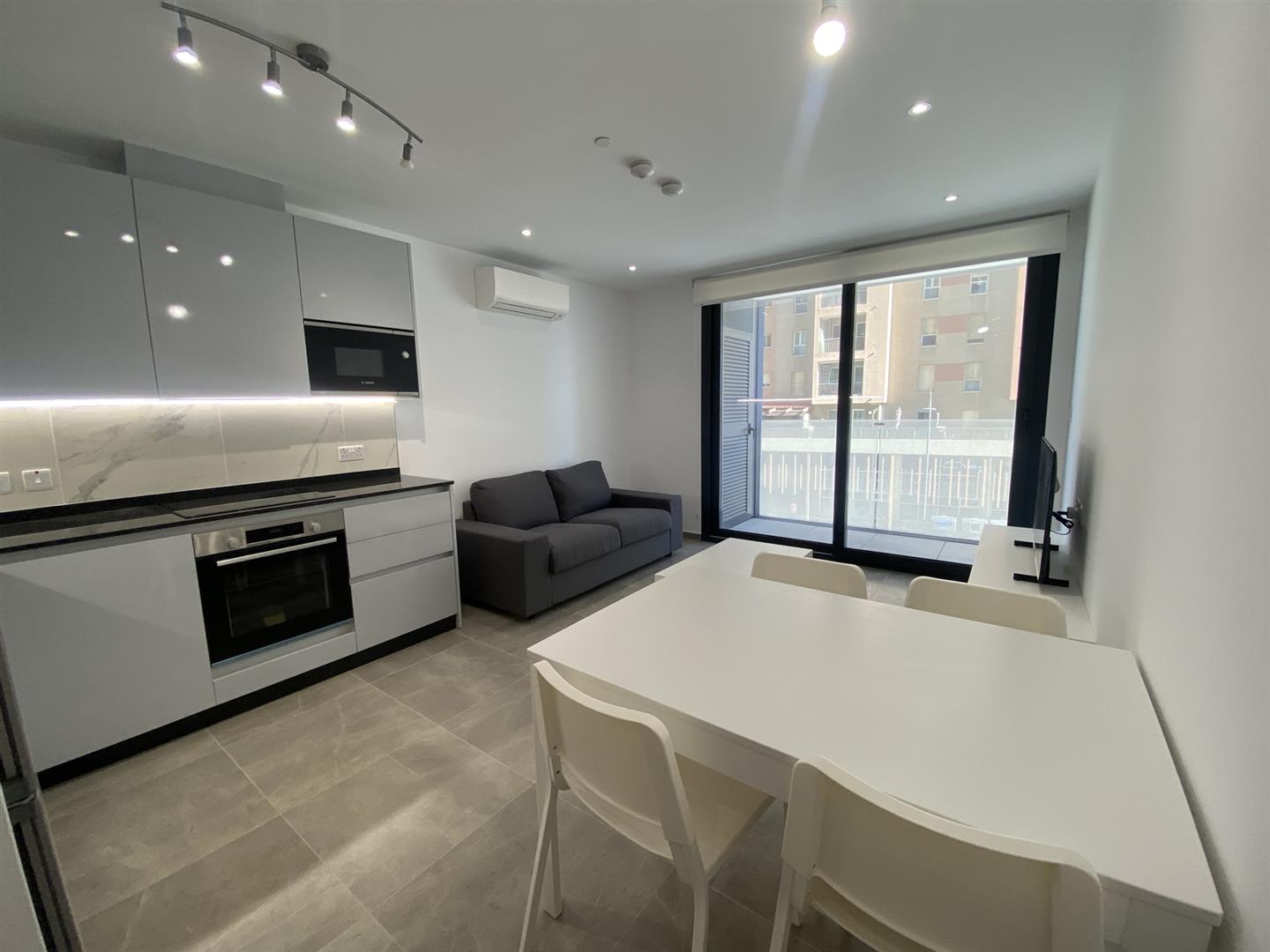  Image of Apartment - 1 Bathrooms for Rental in E1-Gibraltar, Image 6